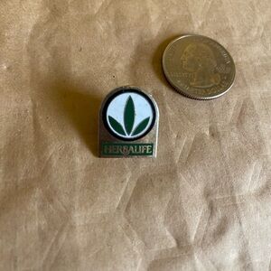 Green/White Herbalife Health Wellness Distributor Lapel Pin
